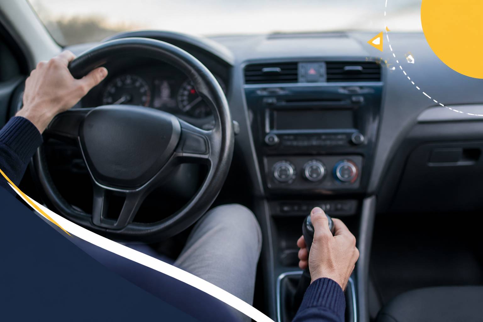 Mains sur volant et levier de vitesse pour formation manuelle